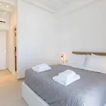 Mykonos Luxury Home With Jacuzzi