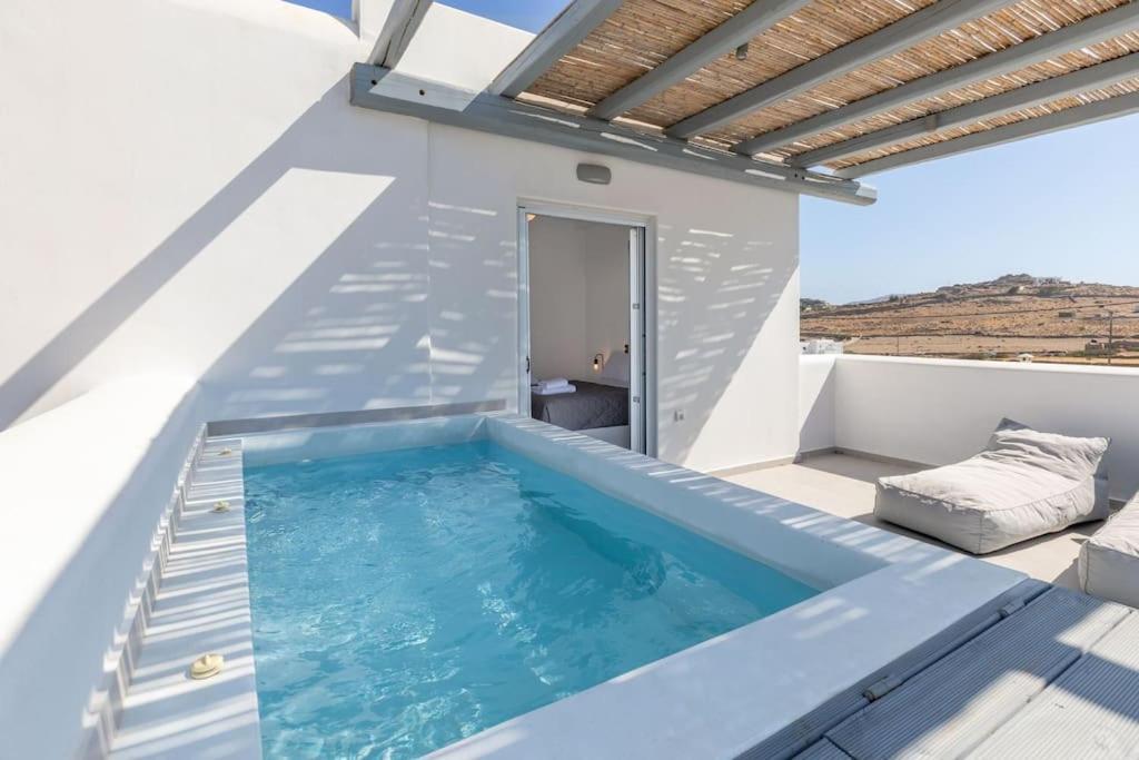 Mykonos Luxury With Jacuzzi Apartment Kalo Livadi